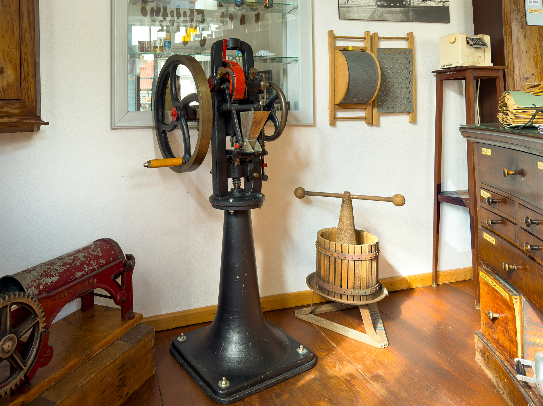 Full view of the historic eccentric tablet press